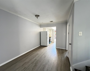 11545 Beechnut Street - Photo Thumbnail 10