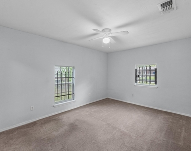 9410 Rosehaven Drive - Photo Thumbnail 15