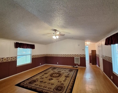 119 County Road 4534 - Photo Thumbnail 3