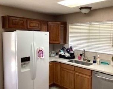 4626 Stonemede Drive - Photo Thumbnail 3