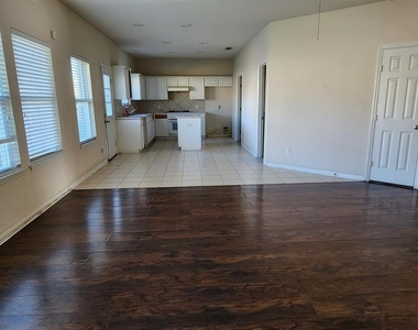 12934 Schiller Park Lane - Photo Thumbnail 2