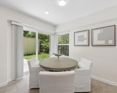 4017 Woodfin Street - Photo Thumbnail 10