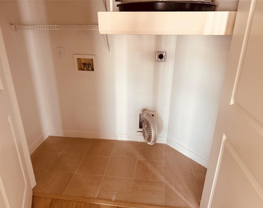 505 Jackson Hill Street - Photo Thumbnail 13