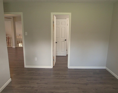 3311 Golden Willow Drive - Photo Thumbnail 29