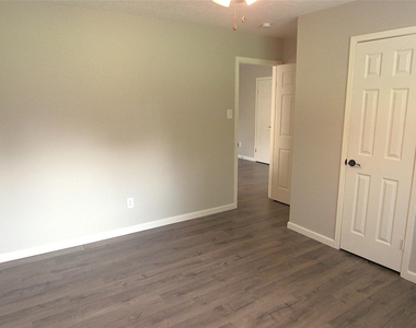 3311 Golden Willow Drive - Photo Thumbnail 24