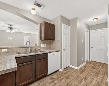 5437 N Buffalo Circle - Photo Thumbnail 8