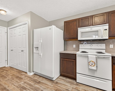 5437 N Buffalo Circle - Photo Thumbnail 11