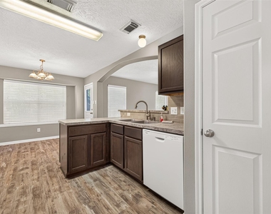 5437 N Buffalo Circle - Photo Thumbnail 10