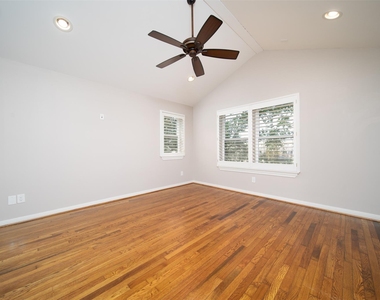 4134 Childress Street - Photo Thumbnail 12