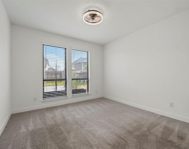 28946 Parker Ridge Drive - Photo Thumbnail 13