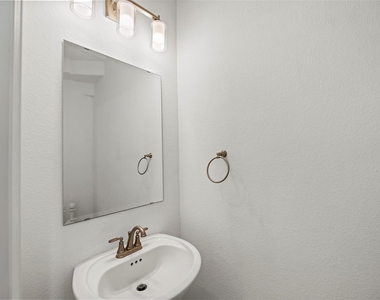 28946 Parker Ridge Drive - Photo Thumbnail 32