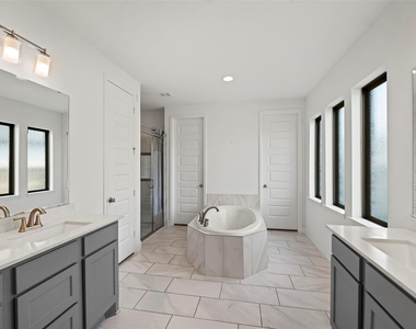 28946 Parker Ridge Drive - Photo Thumbnail 29