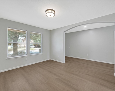 21238 Wortham Oaks Drive - Photo Thumbnail 8
