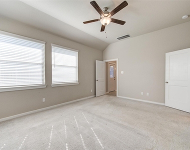 6022 Bristol Spur Lane - Photo Thumbnail 20