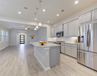 6022 Bristol Spur Lane - Photo Thumbnail 13
