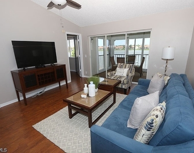 7812 Emerald Circle - Photo Thumbnail 1