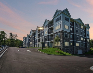 74 Rockingham - Photo Thumbnail 23
