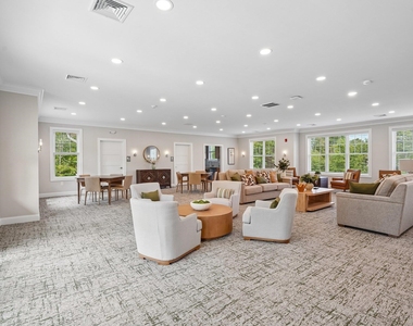 74 Rockingham - Photo Thumbnail 16