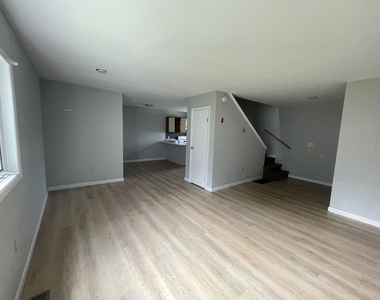 46 Terrill - Photo Thumbnail 4