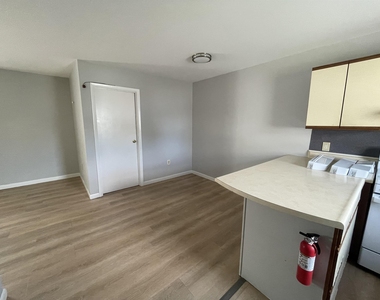 46 Terrill - Photo Thumbnail 8