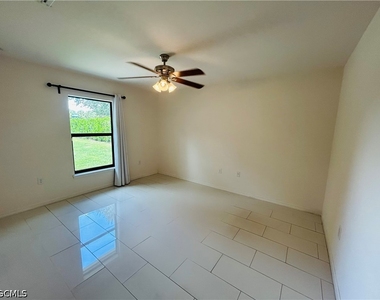 745 Evening Shade Lane - Photo Thumbnail 8