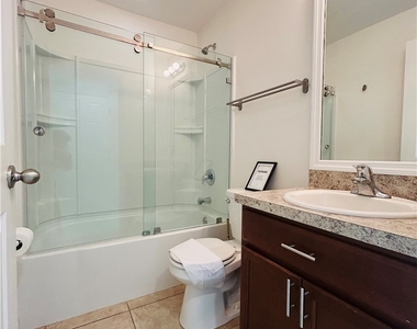 745 Evening Shade Lane - Photo Thumbnail 17