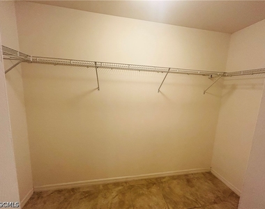 745 Evening Shade Lane - Photo Thumbnail 10