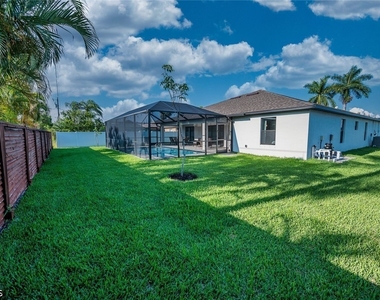 2906 Se 8th Avenue - Photo Thumbnail 19