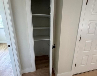 5305 Cocoa Court - Photo Thumbnail 13