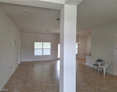 1923 Villia Street - Photo Thumbnail 18