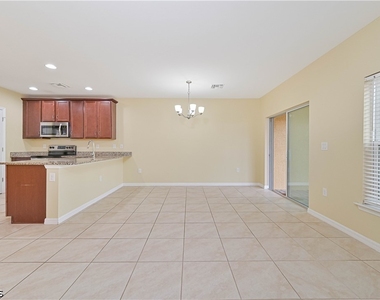3739 Crofton Court - Photo Thumbnail 14