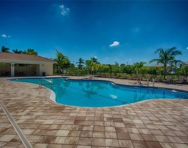 3739 Crofton Court - Photo Thumbnail 36