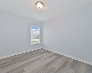 3739 Crofton Court - Photo Thumbnail 25