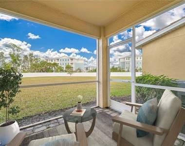 3739 Crofton Court - Photo Thumbnail 32