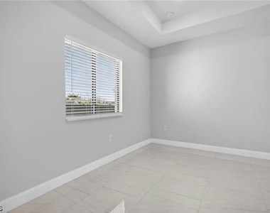 1715 Sw 3rd Street - Photo Thumbnail 18