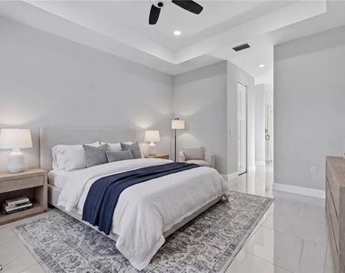 1715 Sw 3rd Street - Photo Thumbnail 10