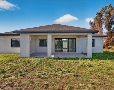 1715 Sw 3rd Street - Photo Thumbnail 21