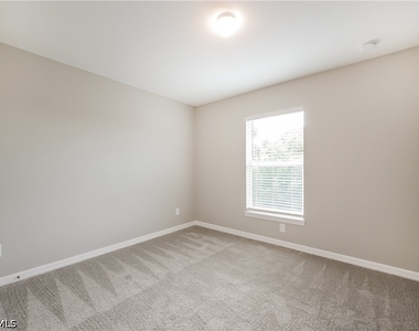 2903 25th Street W - Photo Thumbnail 8