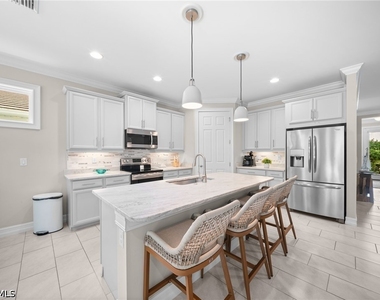 14523 Topsail Drive - Photo Thumbnail 8