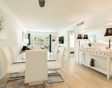 72 7th Street S - Photo Thumbnail 10