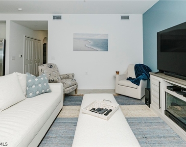 5555 Double Eagle Circle - Photo Thumbnail 12