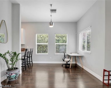 3037 Lunar Street - Photo Thumbnail 11