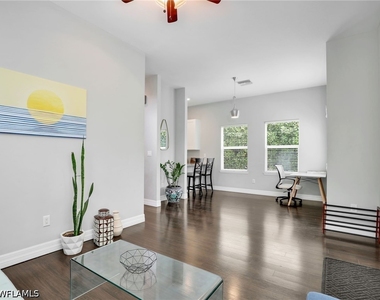 3037 Lunar Street - Photo Thumbnail 3