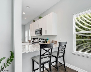 3037 Lunar Street - Photo Thumbnail 15
