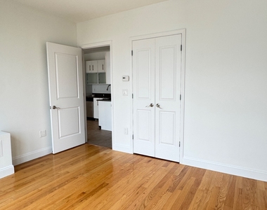110 4th Avenue - Photo Thumbnail 6