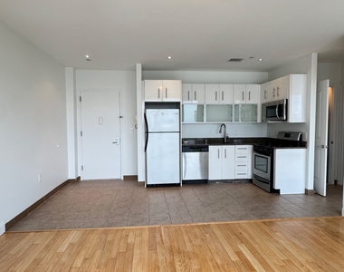 110 4th Avenue - Photo Thumbnail 1