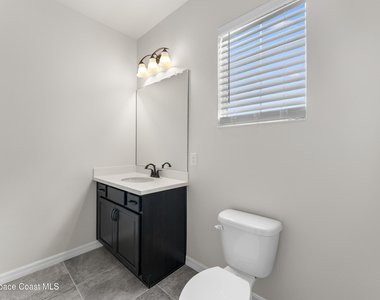 8432 Paragrass Avenue - Photo Thumbnail 24