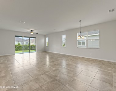 8432 Paragrass Avenue - Photo Thumbnail 5