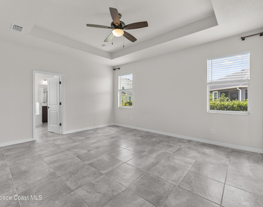 8432 Paragrass Avenue - Photo Thumbnail 10