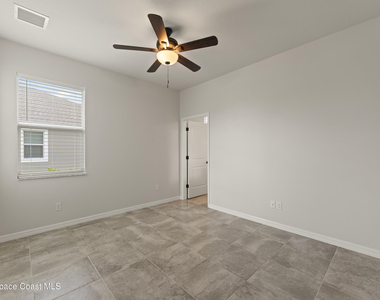 8432 Paragrass Avenue - Photo Thumbnail 16